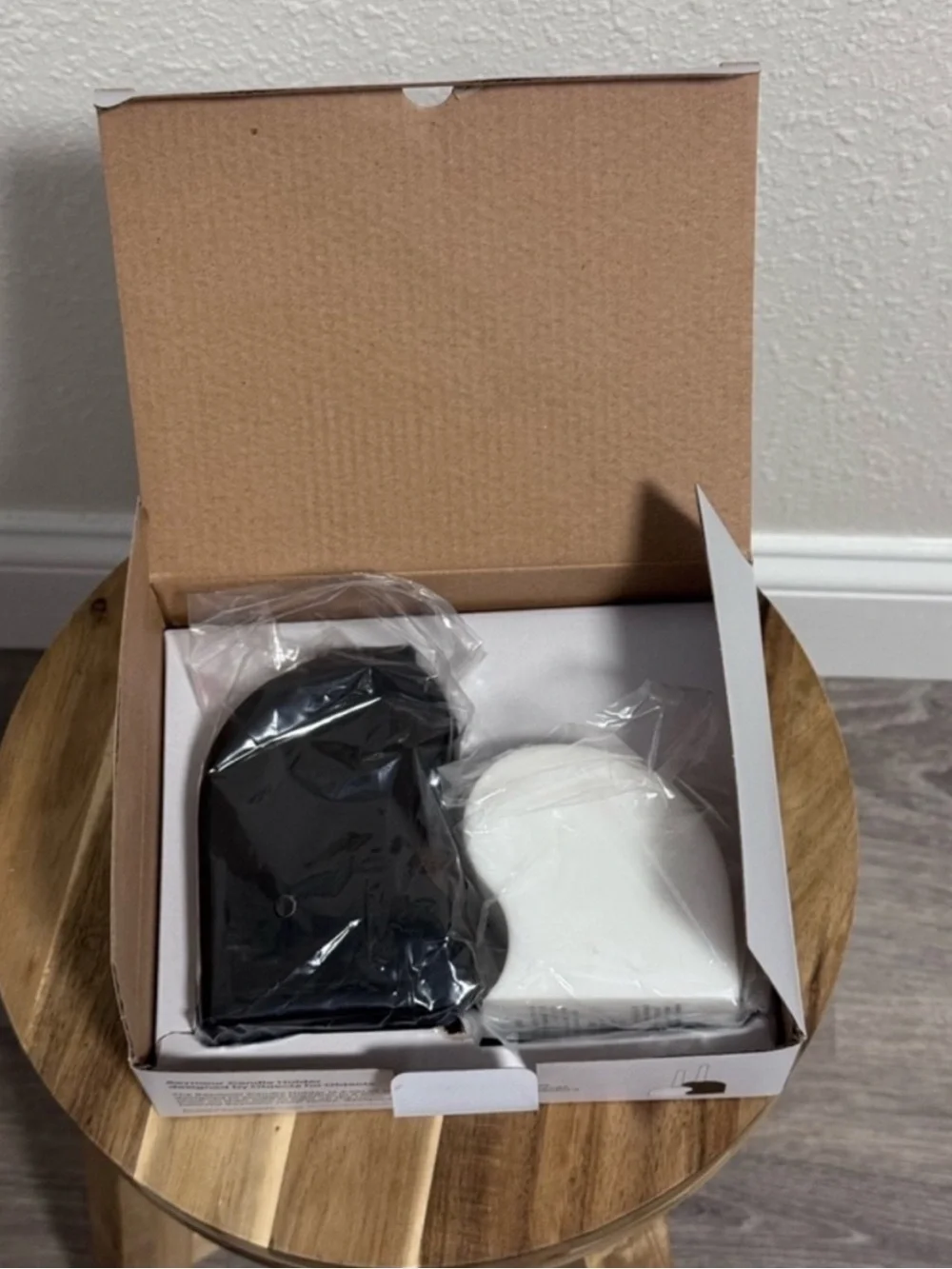 Areaware Seymour Sculptural Interlocking Candle Holder Set Black White NWT
